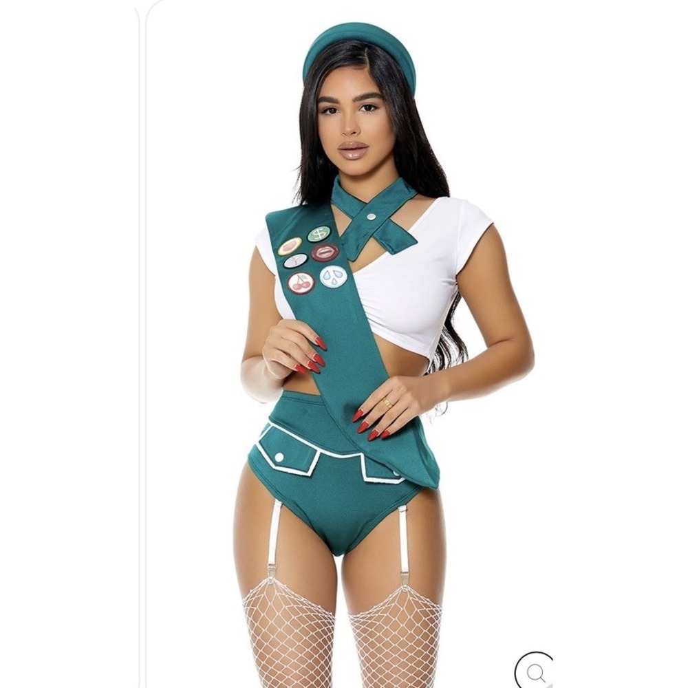 Scout Me Out 5-Piece Women's Scout Halloween Costume NWT SIZE M/L